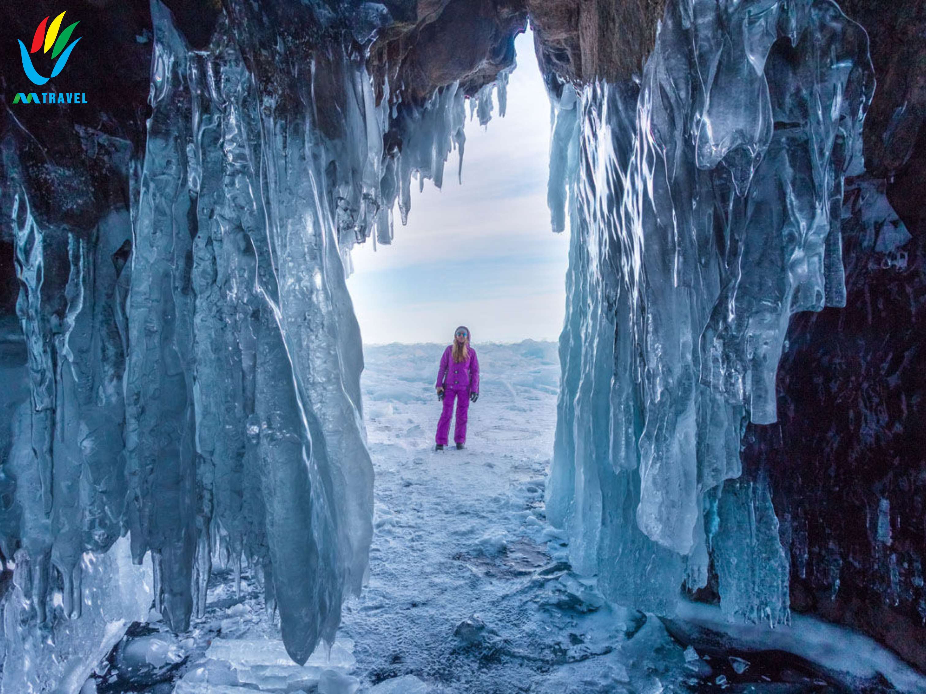 Tour Hồ Baikal Mùa Băng Xanh 2024