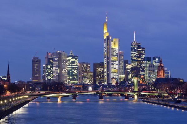 Tour Châu Âu: PHÁP - THỤY SĨ - Ý - Vatican - Núi Tilis -10n-9đ 2023