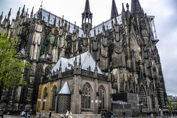 TOUR CHÂU ÂU 5 NƯỚC ĐỨC - BỈ - HÀ LAN - LUX- PHÁP 9N8D 2023