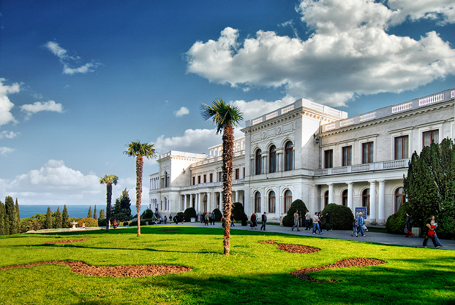 TOUR NGA-CRƯM: MÙA THU VÀNG BÁN ĐẢO CRƯM 2020- 12N/11D