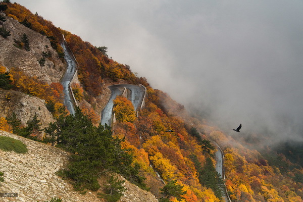 TOUR NGA-CRƯM: MÙA THU VÀNG BÁN ĐẢO CRƯM 2020- 12N/11D