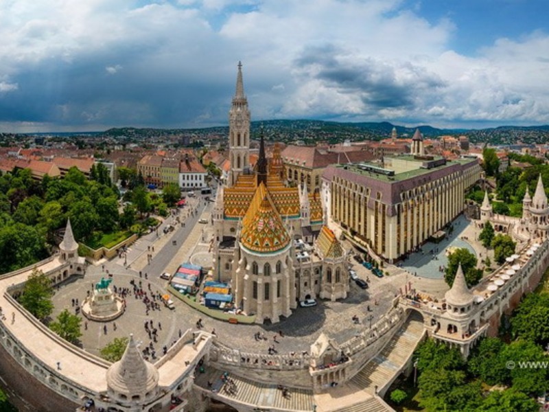 TOUR ĐÔNG -TÂY ÂU 6 NƯỚC MÙA HÈ 2020: BALAN-HUNGARY –SLOVAKIA- ÁO - SÉC - ĐỨC - 14N/13D