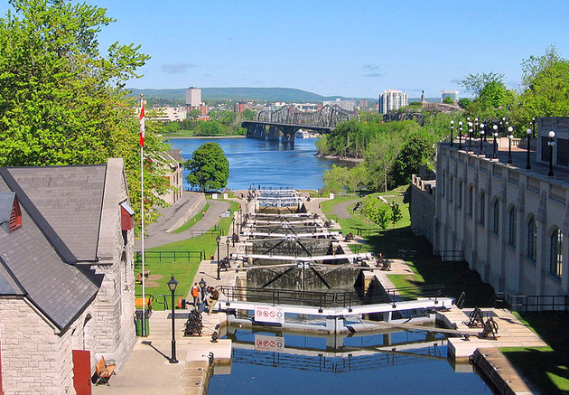TOUR CANADA-CU BA: TORONTO -NIAGARA FALLS - OTTAWA - MONTREAL – VADAREDO – CAYO BLANCA - HAVANA - VINALES 12N11D 2023