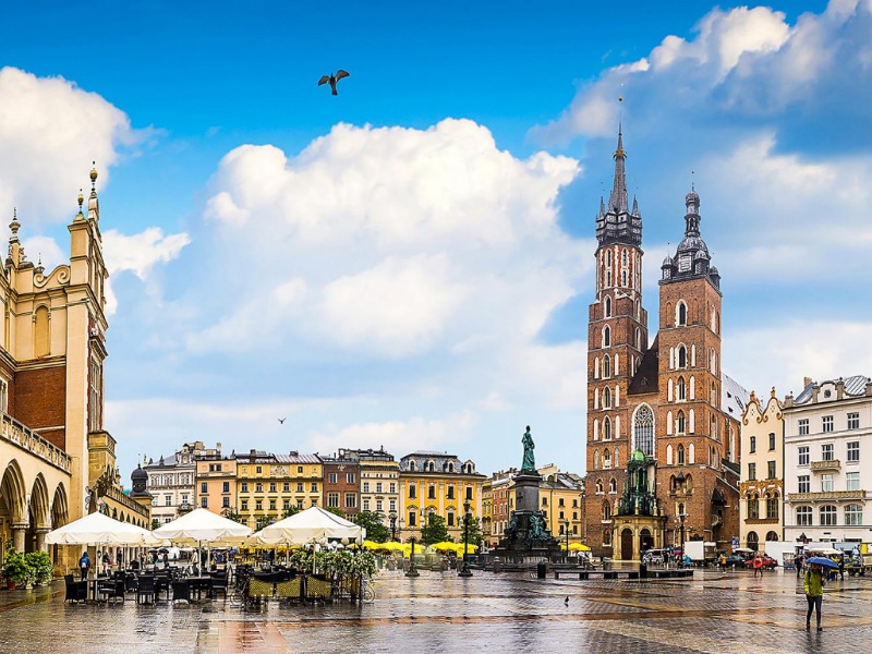 TOUR ĐÔNG -TÂY ÂU 6 NƯỚC: BALAN-HUNGARY –SLOVAKIA- ÁO - SÉC - ĐỨC - Mùa thu vàng 2023