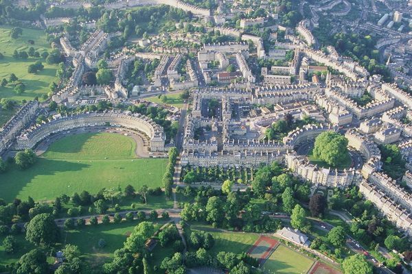 Tour Anh-Scotland: HÀ NỘI – LONDON – BATH – COTSWOLDS – OXFORD - STRATFORD-UPON-AVON - CHESTER - MANCHESTER – EDINBURG - YORK - LONDON-HA NOI 9 NGÀY 8 ĐÊM