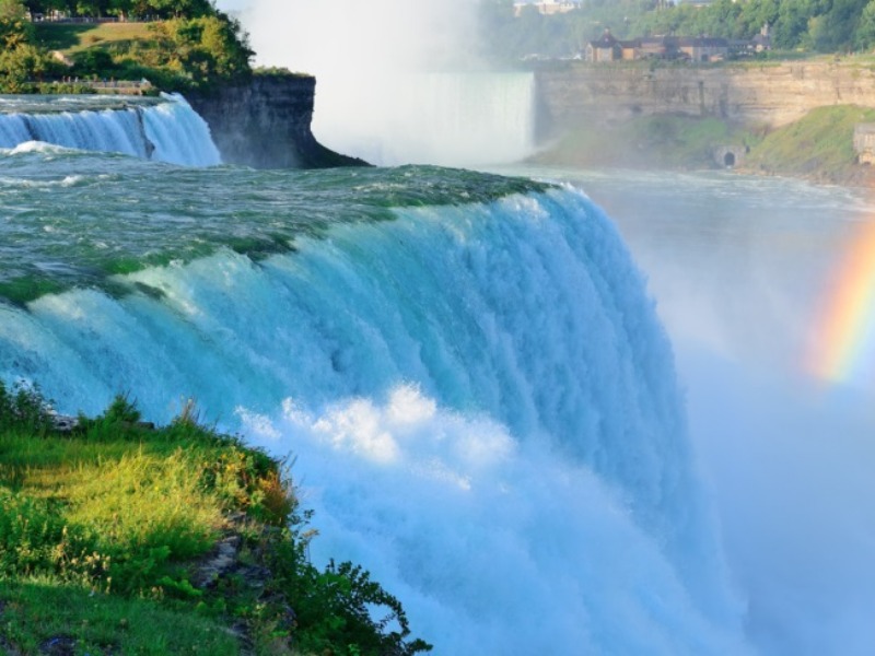 TOUR TOÀN CẢNH CANADA 2020: VANCOUVER - VICTORIA - NÚI TUYẾT WHISLER - MONTREAL QUEBEC CITY - OTTAWA - TORONTO - NIAGARA FALLS 12N11Đ