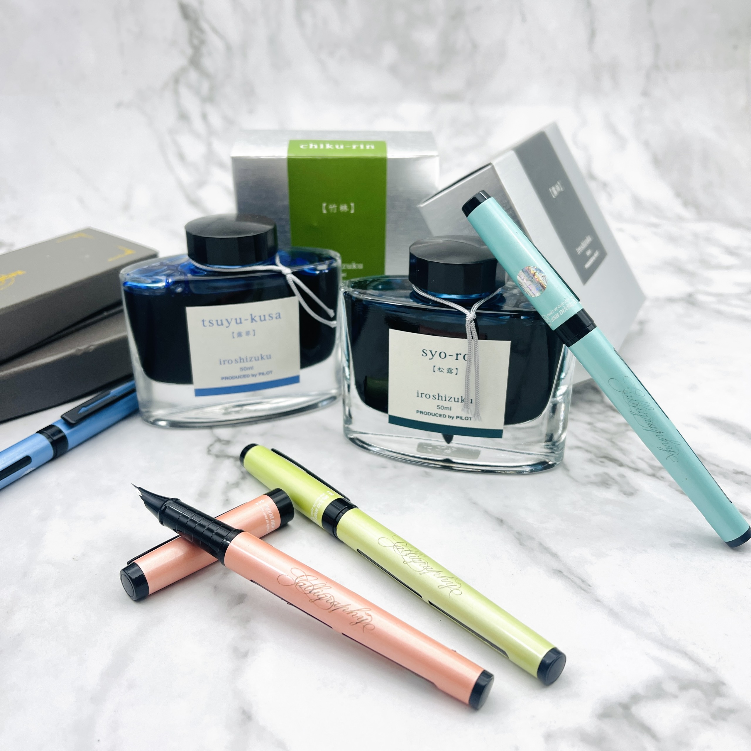 Bút mài thầy Ánh 044 - ngòi Maru