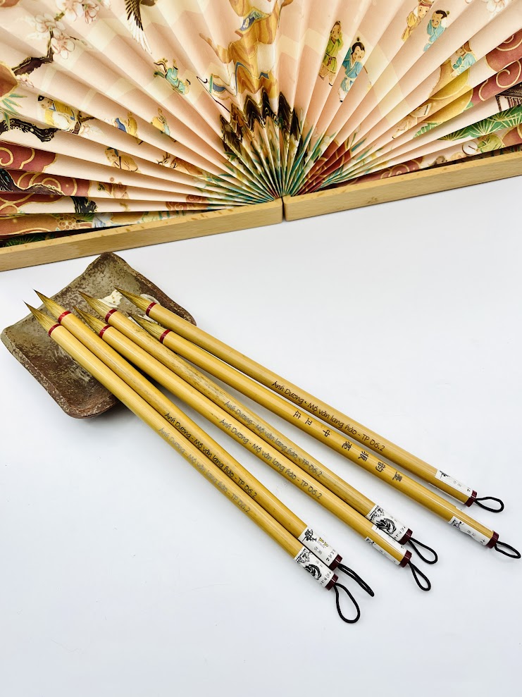 TP06.2 Mộ Vân Lang Hào (Bút thư pháp cỡ trung)