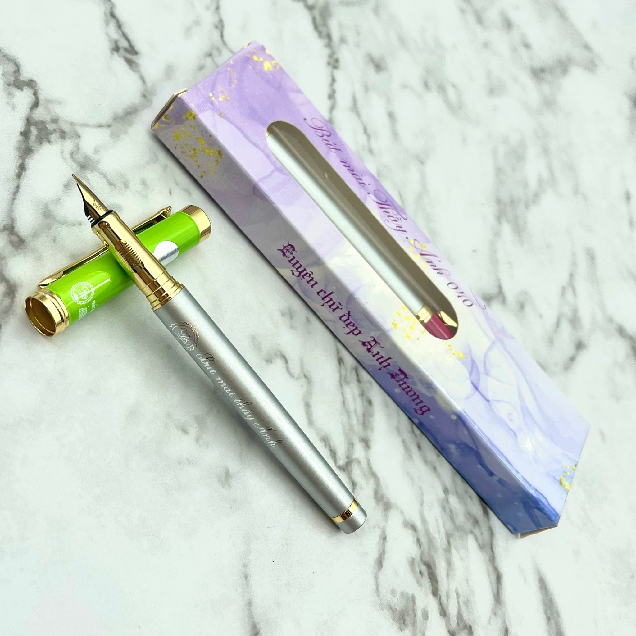 Bút mài thầy Ánh 040 - êm trơn