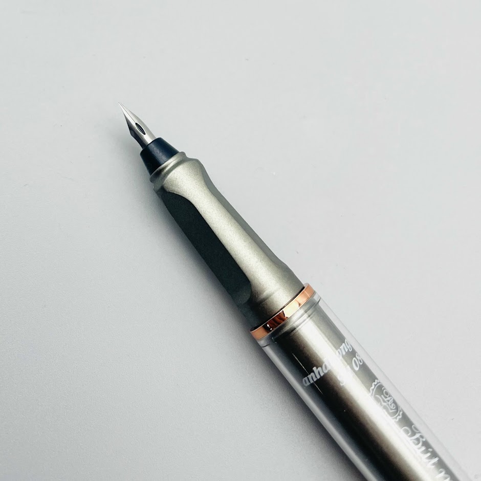 Bút mài thầy Ánh 084