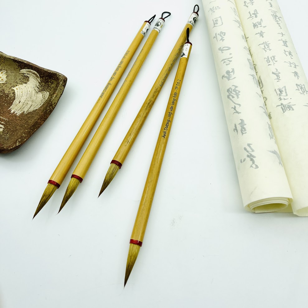 TP06.2 Mộ Vân Lang Hào (Bút thư pháp cỡ trung)