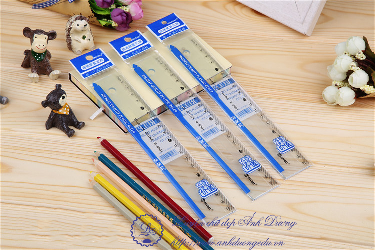 Thước kẻ M8001 20cm