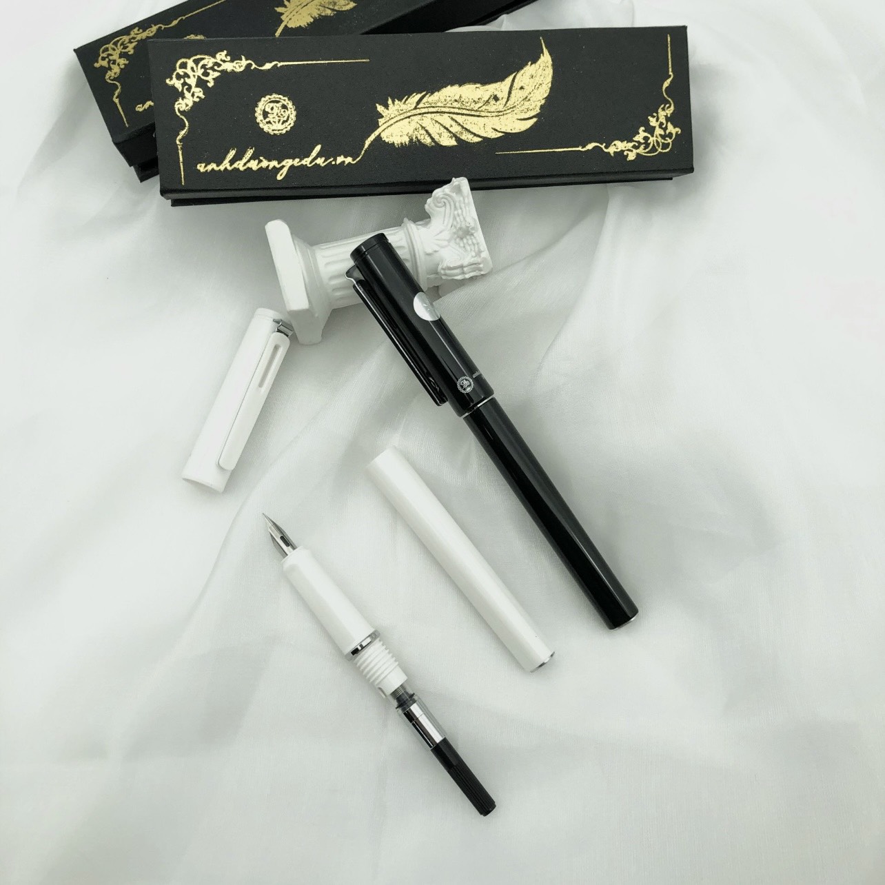 Bút mài thầy Ánh 057 - ngòi S