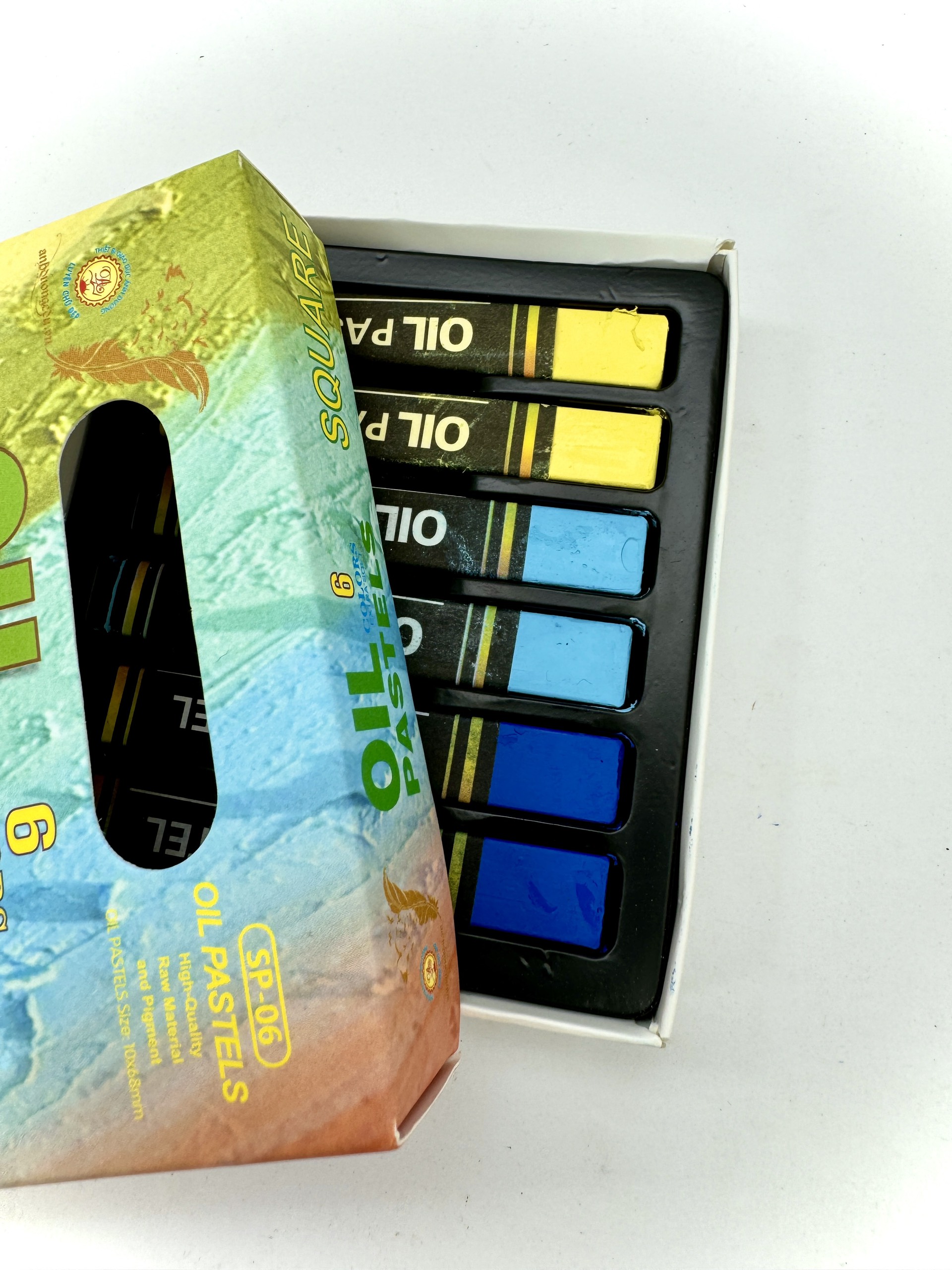 Màu sáp dầu siêu mềm Ánh Dương - 6 viên xanh vàng