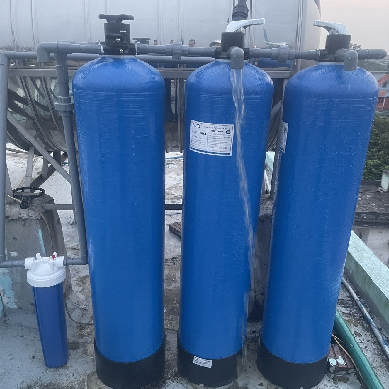 Bộ lọc nước sinh hoạt chống mọc rêu 3 cột composite 1054