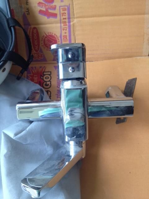 bộ trộn nóng lạnh sen vòi