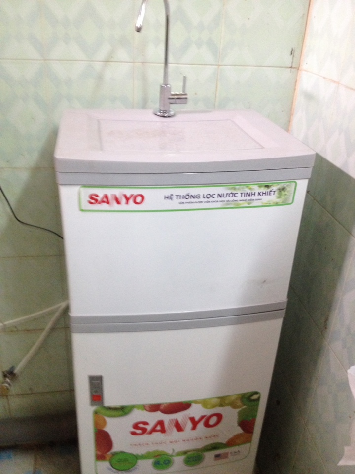 Máy lọc nước tinh khiết R.O USA 5 lõi