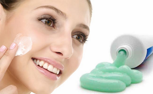 Thuốc tây trị mụn trứng cá