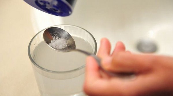 đau rát cổ họng