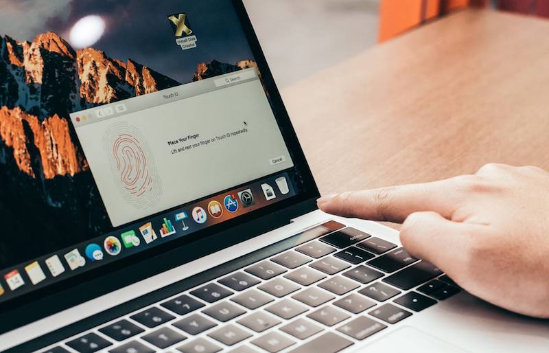 Cấu hình máy Macbook Pro MLL42 mạnh mẽ