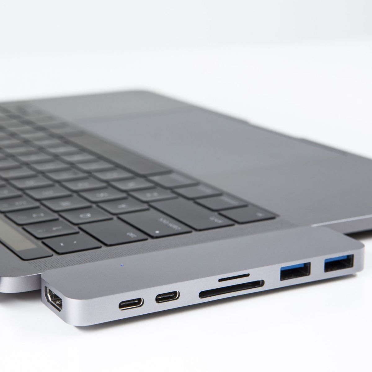 HyperDrive Thunderbolt 3 USB-C Hub