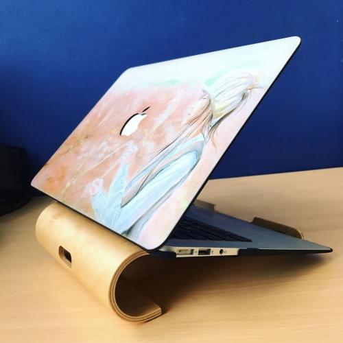 Ốp Macbook Hình Cô Gái (C008)