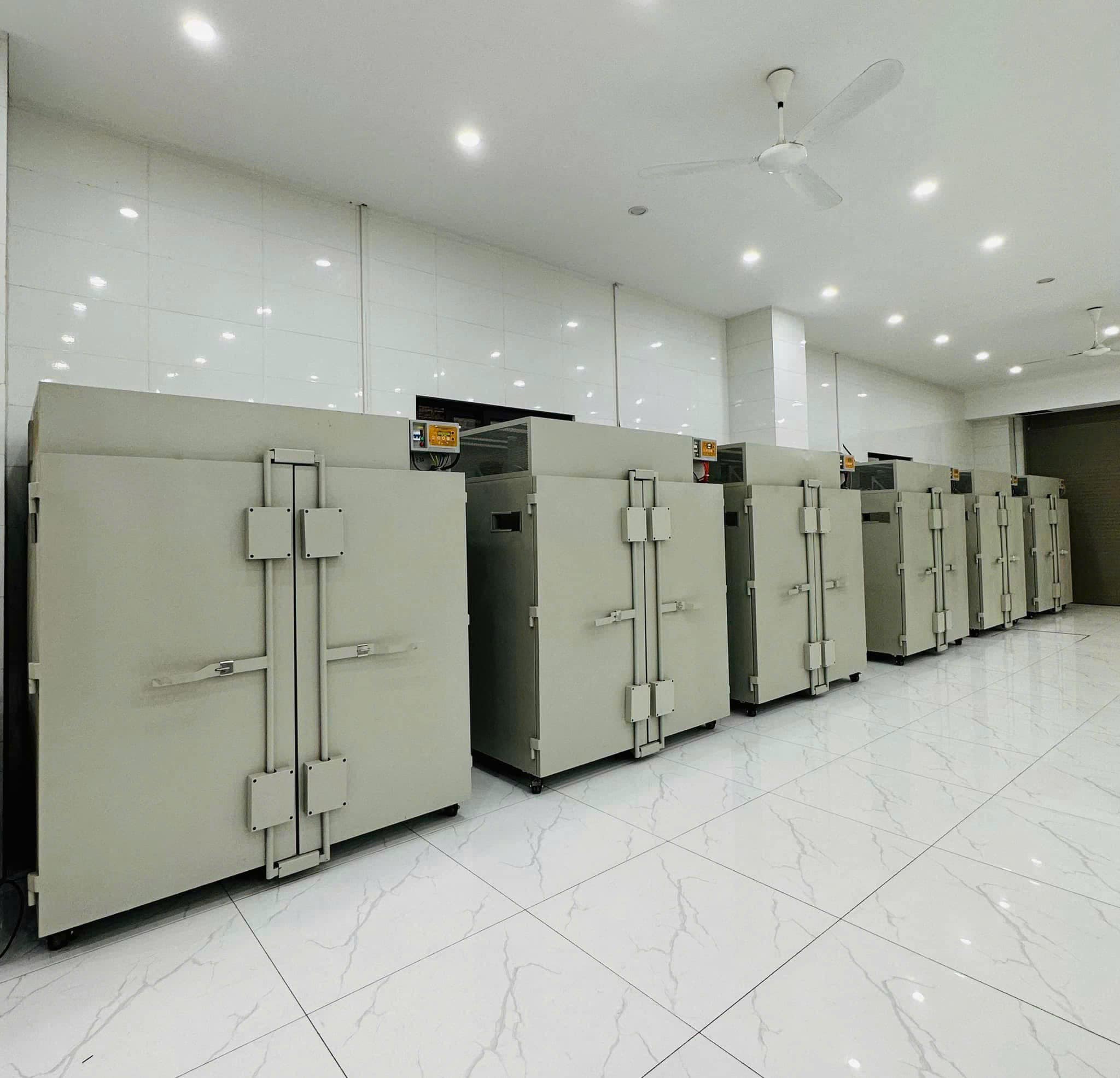 Tủ sấy khô Nụ Hoa Tam Thất Công nghệ sấy hiện đại giữ nguyên dưỡng chất Tủ sấy khô Nụ Hoa Tam Thất Công nghệ sấy hiện đại giữ nguyên dưỡng chất