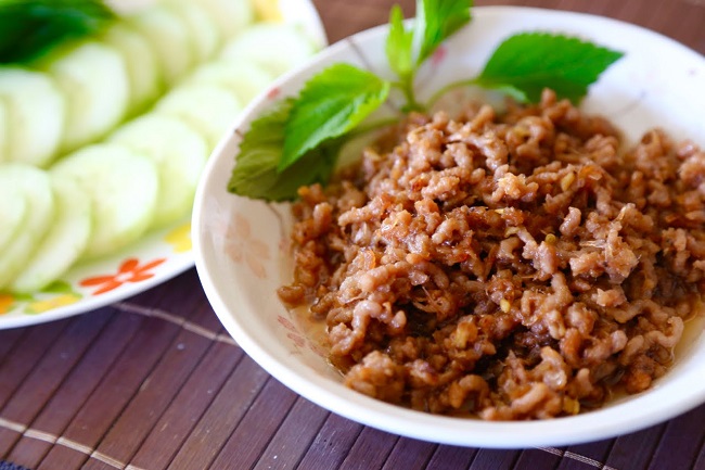 Thịt chưng mắm tép