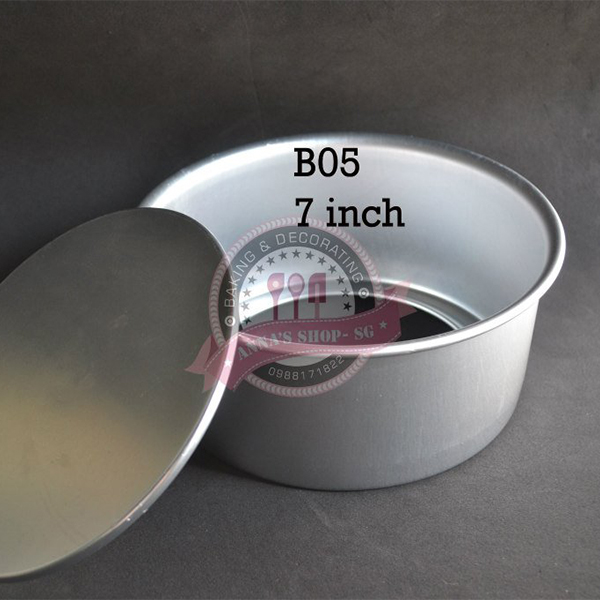 KHUÔN TRÒN ĐẾ RỜI 17.5CM B05