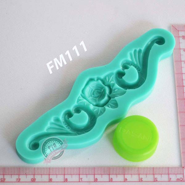 KHUÔN FONDANT VIỀN  FM111