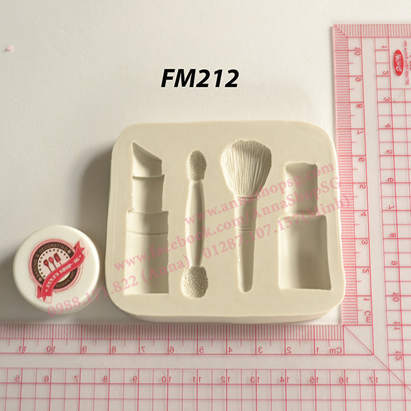 KHUÔN FONDANT SON LỚN FM212