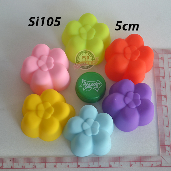 10 KHUÔN HOA MAI 5cm Si105