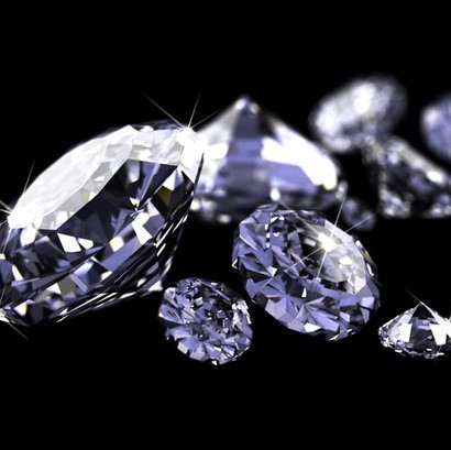 PHÂN BIỆT KIM CƯƠNG TỰ NHIÊN VÀ KIM CƯƠNG PHÒNG THÍ NGHIỆM