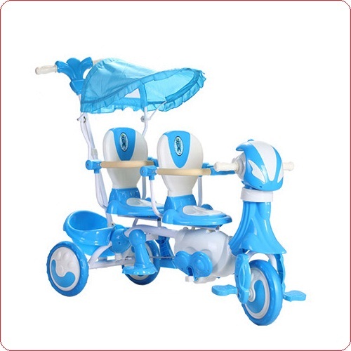 Xe đẩy ba bánh đôi trẻ em 9026 màu xanh.