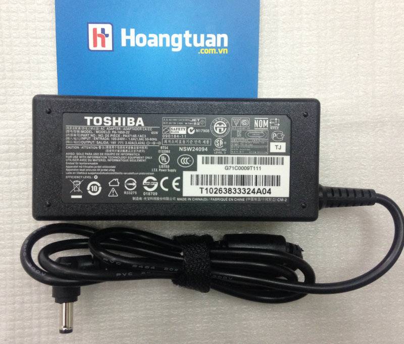 Adapter Toshiba 19V - 3.42A