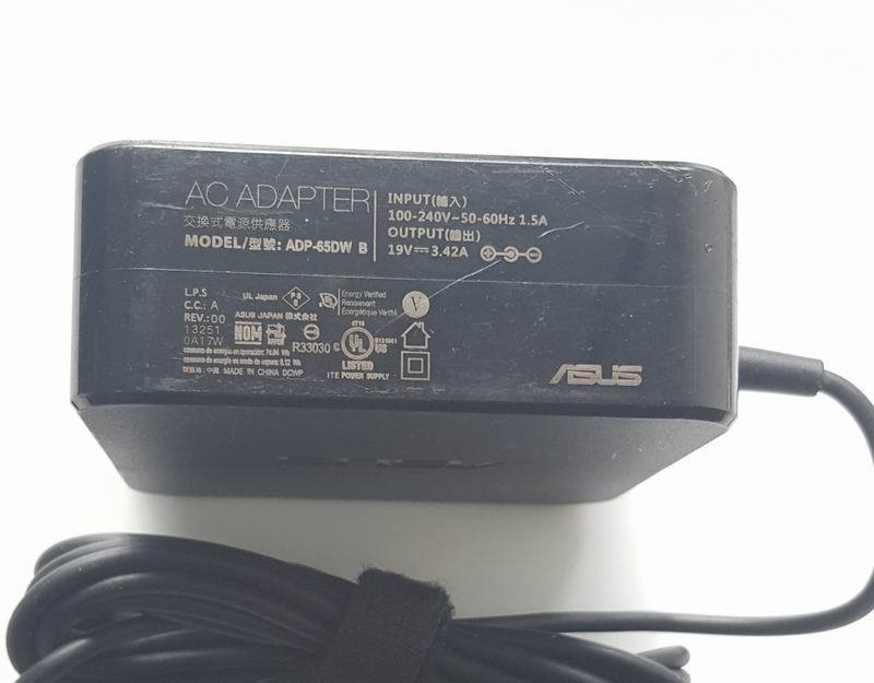 Adapter Asus 19V - 3.42A Vuông