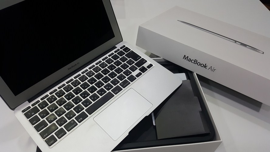 Màn hình Macbook Air A1465 2016 11.6 inch – 1.7tr