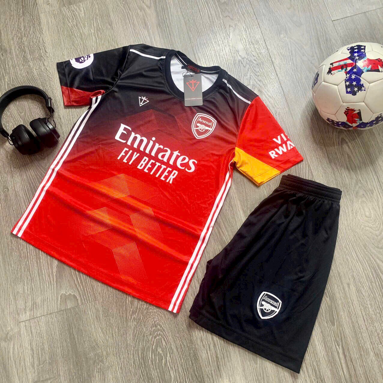 QUẦN ÁO BÓNG ĐÁ ARSENAL ĐỎ ĐEN - T16