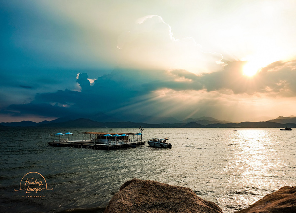 Floating Lounge Cam Ranh - Nha Trang