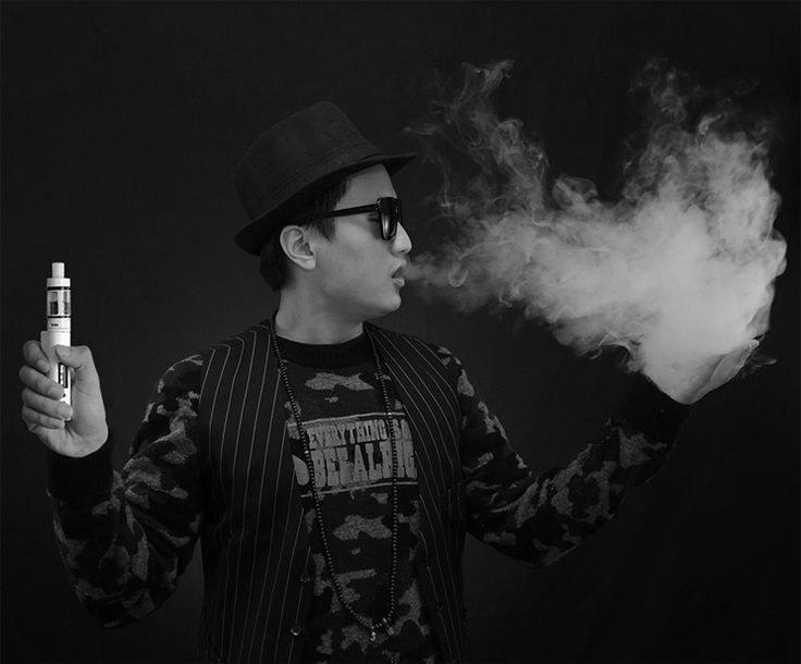 Vape hay còn gọi là thuốc lá điện tử