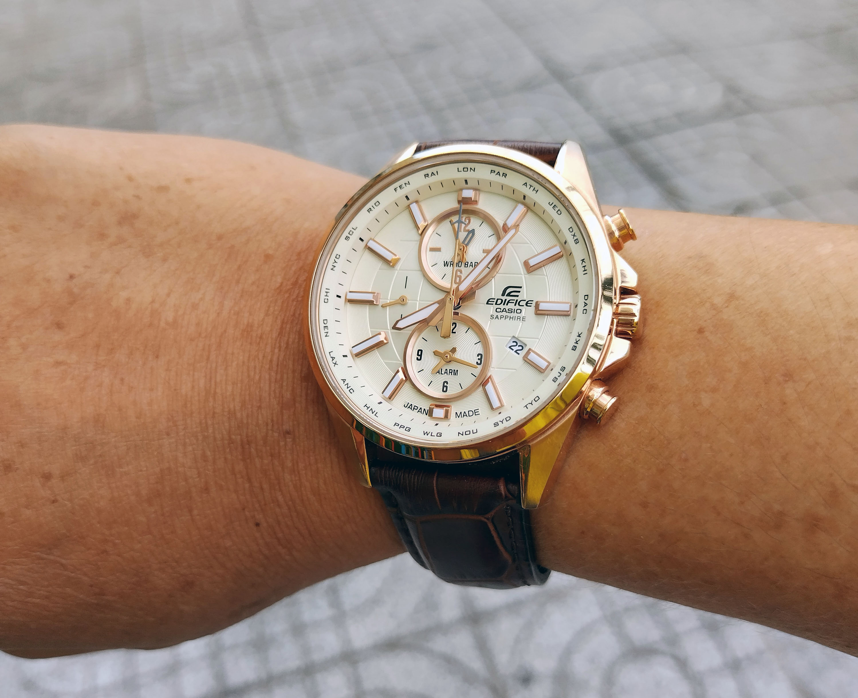 Review CASIO EDIFICE EFB-320JGL-7A “CHÀNG SOÁI CA TỈNH LẺ” hay “ ANH CÔNG TỬ BÌNH DÂN” Review CASIO EDIFICE EFB-320JGL-7A “CHÀNG SOÁI CA TỈNH LẺ” hay “ ANH CÔNG TỬ BÌNH DÂN”