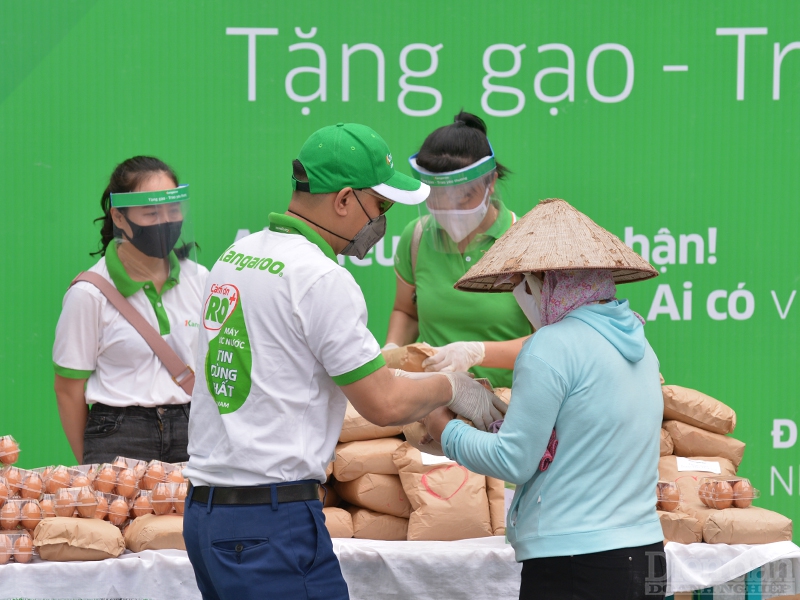 Thêm 30 tấn gạo miễn phí cho người dân Hà Nội