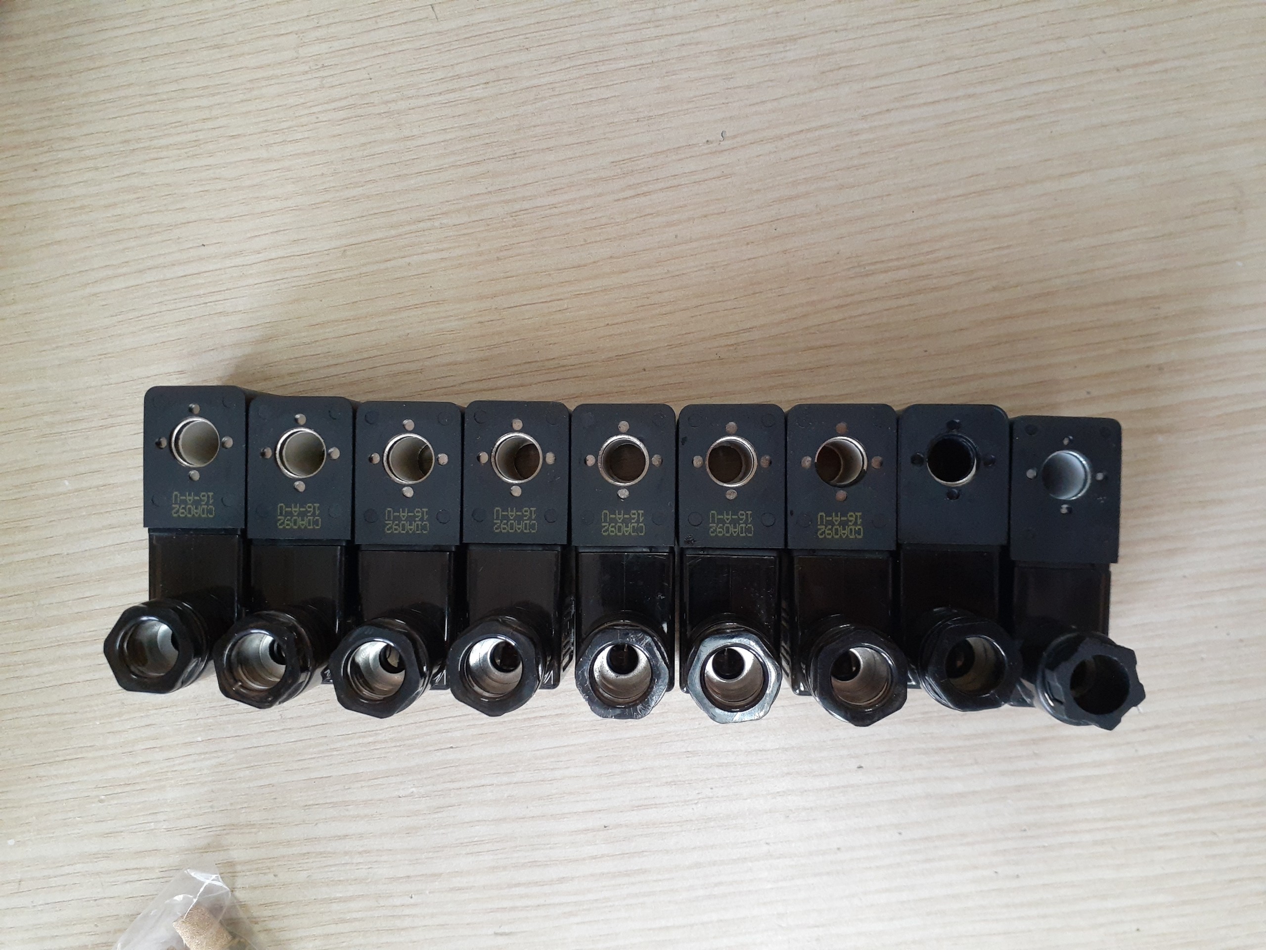 Cuộn coil van điện từ AIRTAC 220V và 24V