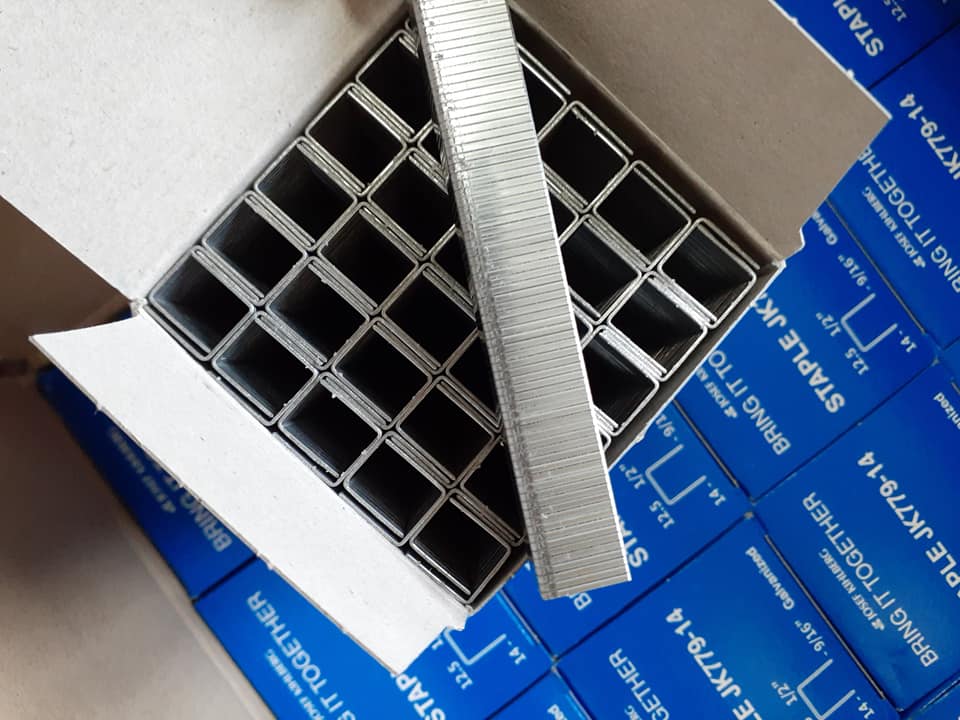 Máy dập ghim, máy bắn ghim vỏ thùng Carton JK20T779, ghim JK779/14 hãng JK