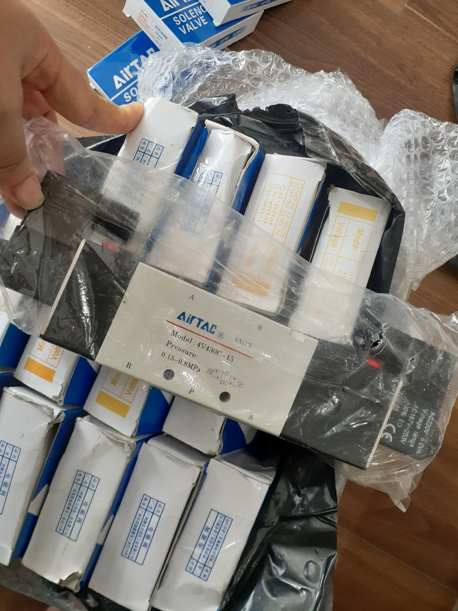 Van Điện Từ Khí Nén AIRTAC 4V410-15 24V/220V (Van Khí Nén 5/2, Ren 21mm), Van điện từ 4V430C-15 24V/220V Airtac