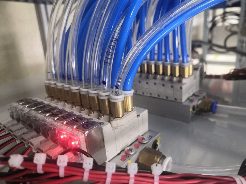 Van điện từ SY9120-5LZD-03 Van điện từ SY9120-5LZD-C12 hãng SMC