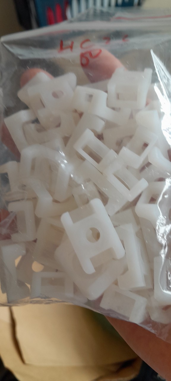 Đai dây thít, đế cố định dây thít, gối đỡ dây thít HC-1, HC-2S, HC-04, HC-4, HC-05, HC-2, HC-1M, HC-0M