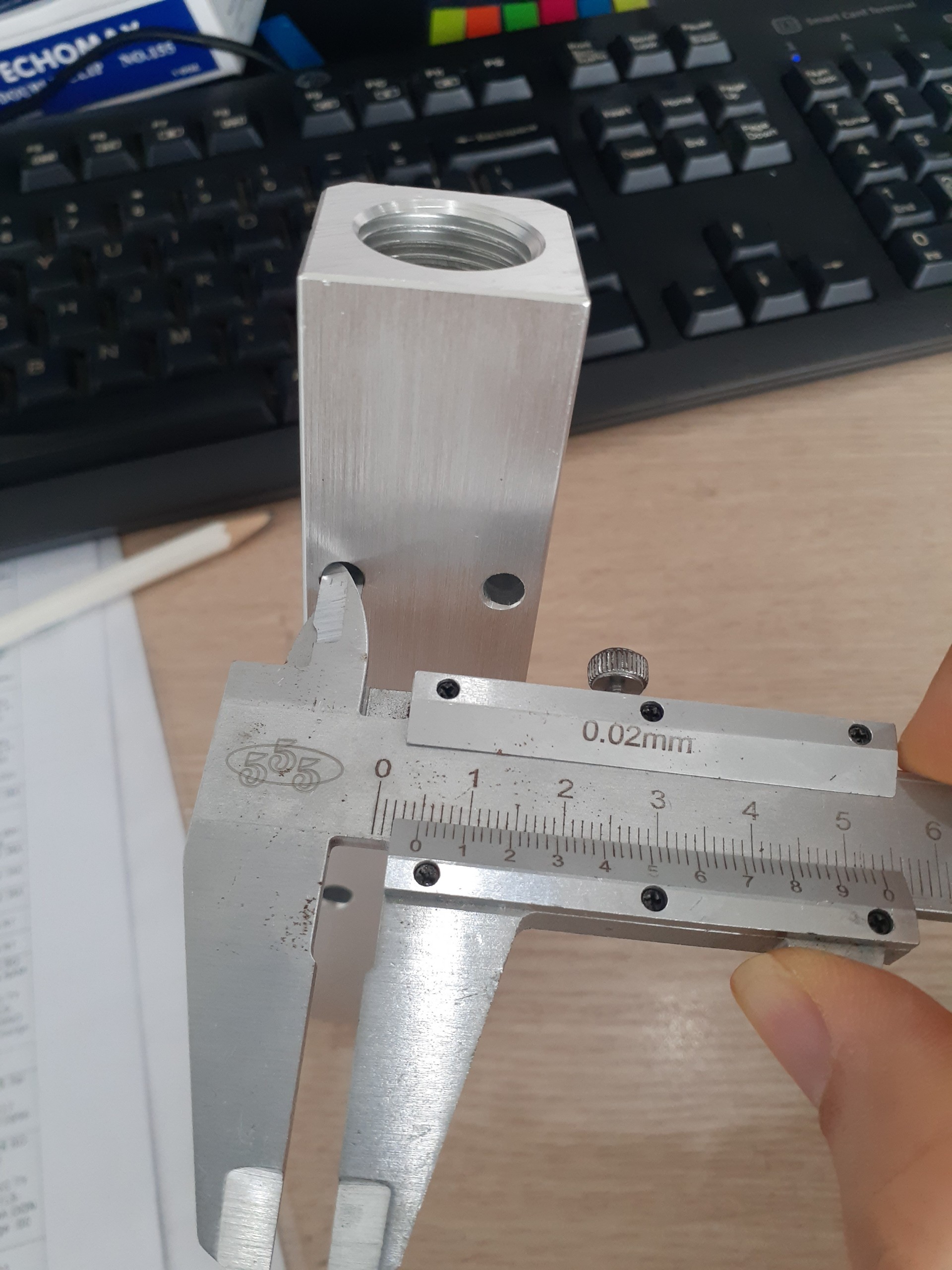 Thanh chia khí nhiều cổng chia 2,3,4,5 ren trong LA2, LA3, LA4, LA5 Bộ chia khí nhiều cổng LA2, LA3, LA4, LA5