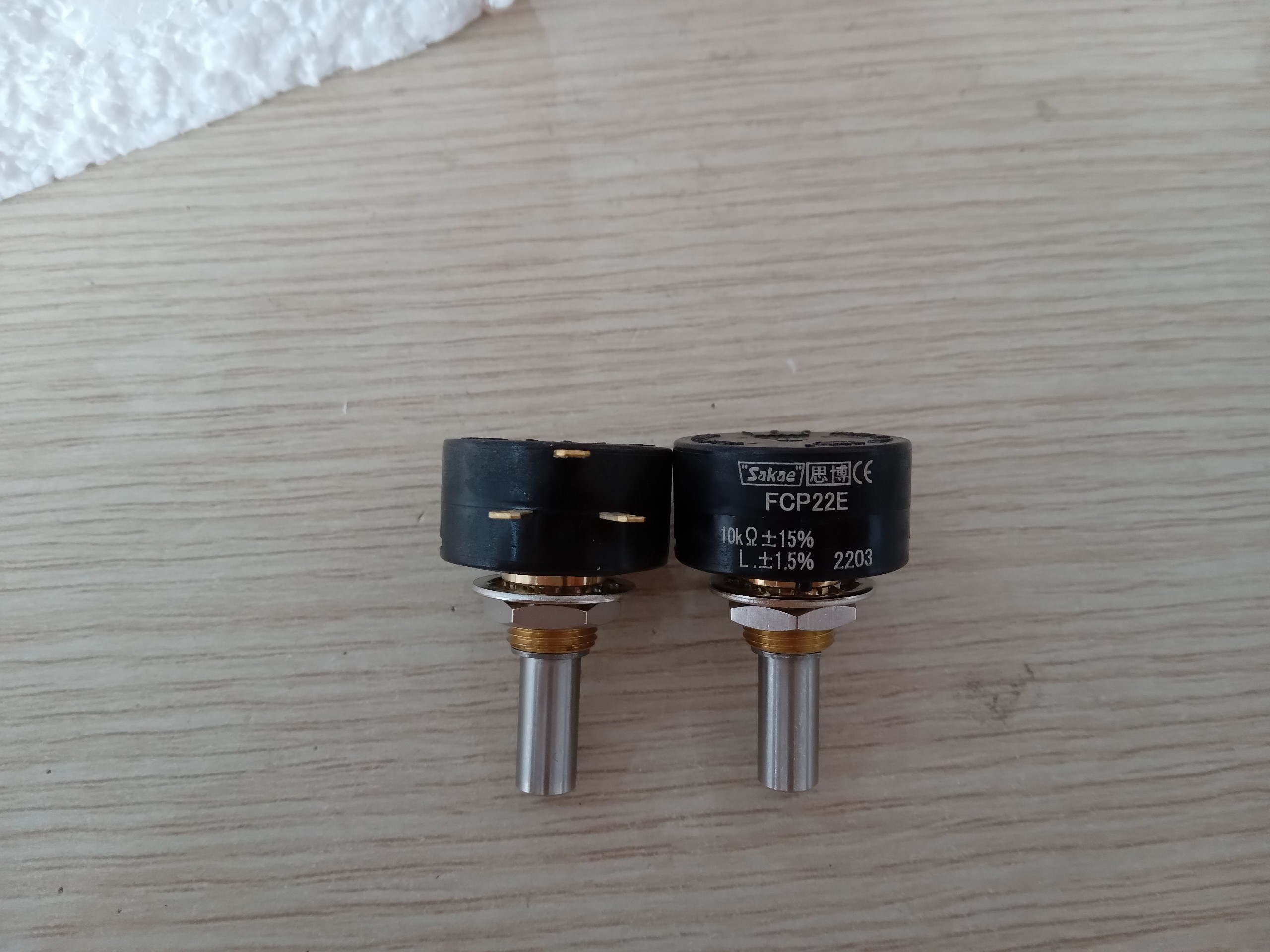 Biến trở SAKAE 22HP-10 FCP22E