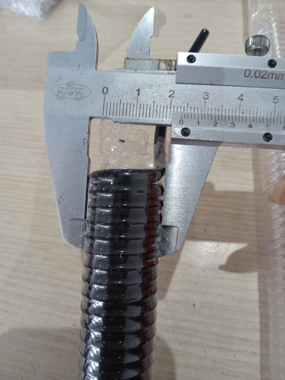 Ống dây khí xoắn PU phi 4 dài 3m, 6m, 9m, 12m, 15m ống dây xoắn phi 4, ống dây khí phi 4 màu đen, trắng trong